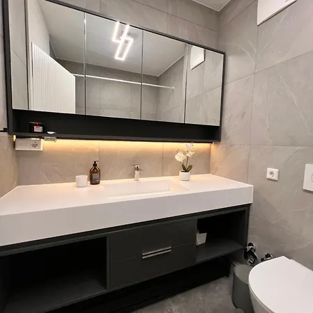 Neubau Luxus 2 * Mönchengladbach